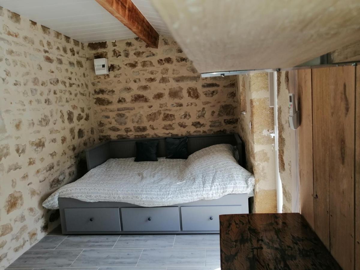 Apartmán La Salamandre Vic-le-Comte Exteriér fotografie